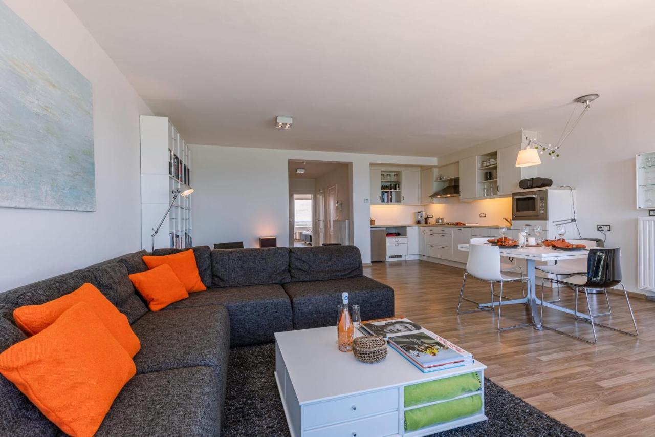Excellent Southern Furnished Apartment With Beautiful Sea View Ньивпорт Экстерьер фото